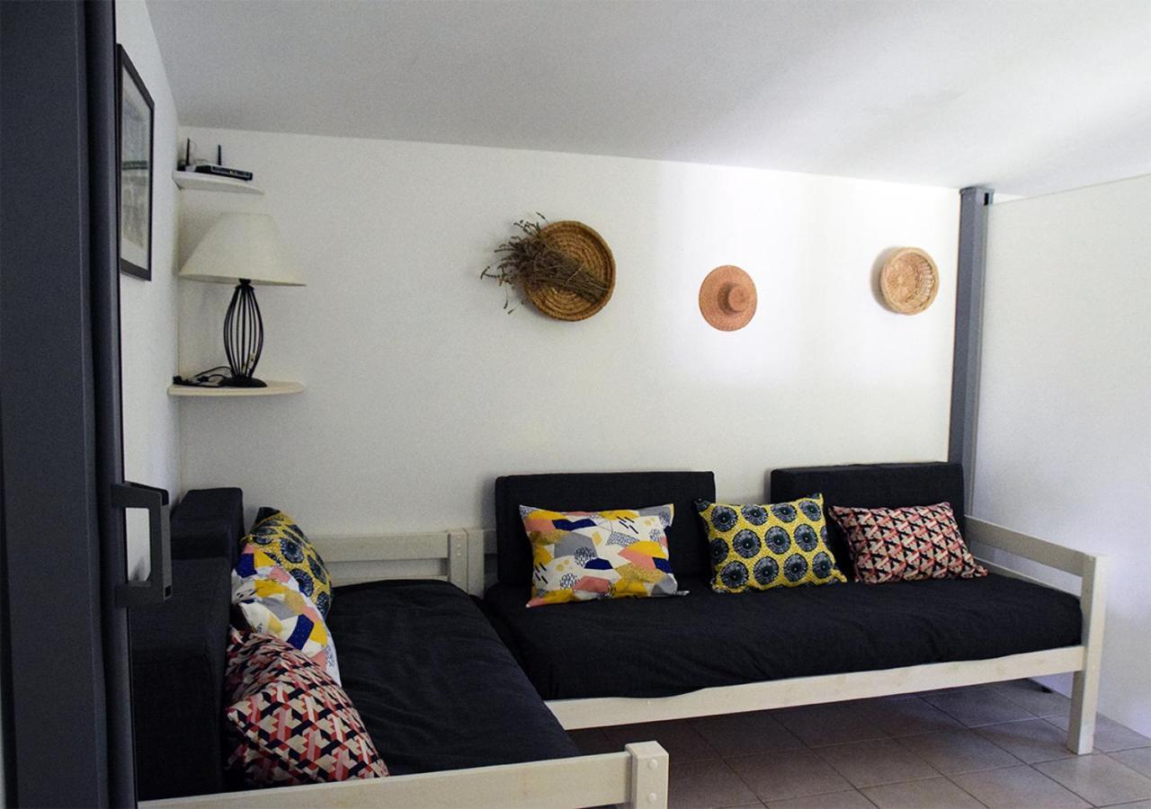 بيرنيه لو فونتينز La Maison Des Invites المظهر الخارجي الصورة